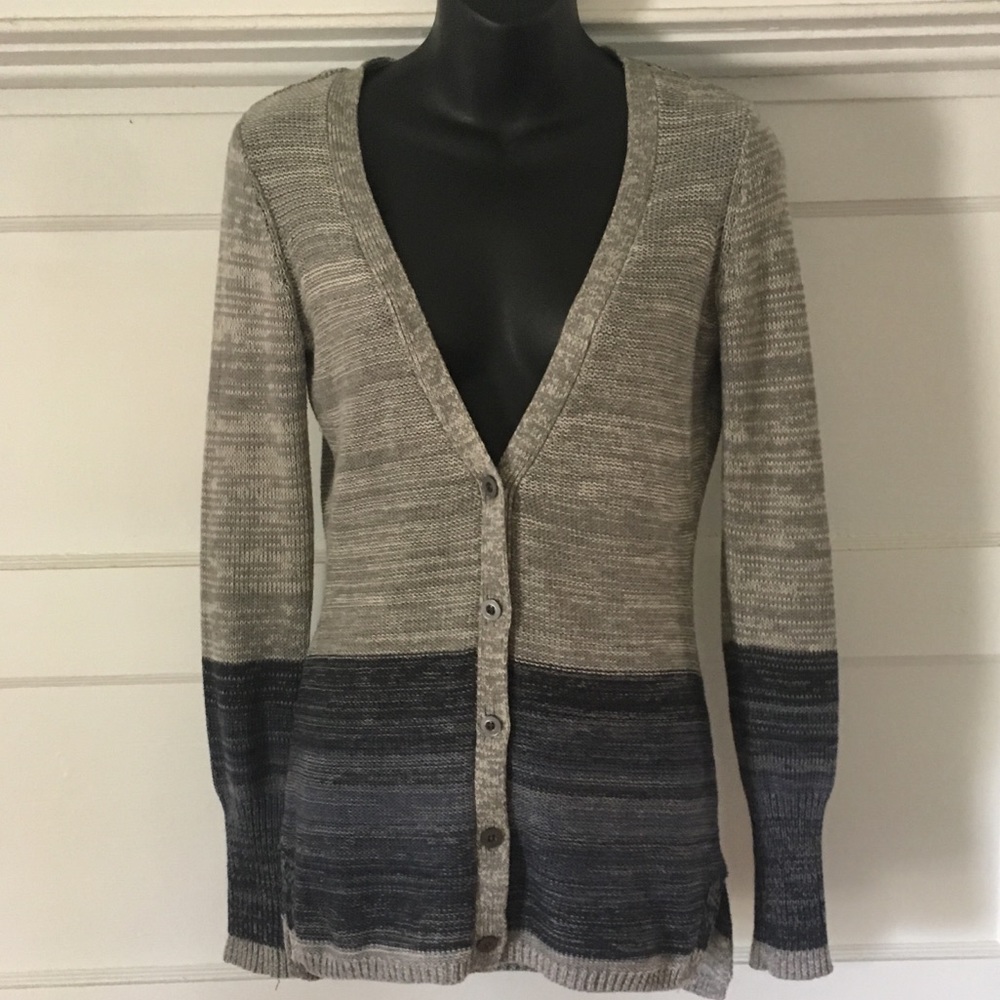 IF IT WERE ME Deep-V Stripe Cardigan